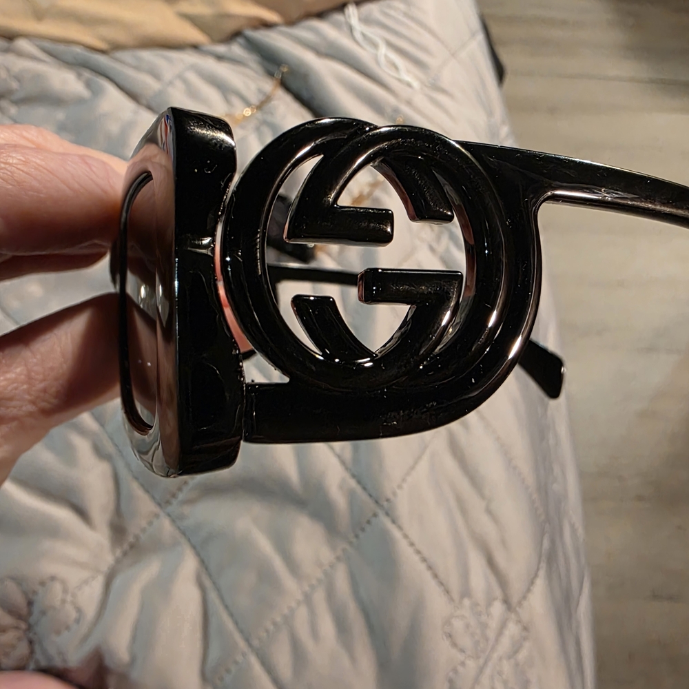 USED...Gucci Black Rectangular Sunglasses - image 6